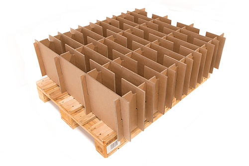 Large compartments with pallet
