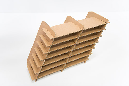 Cardboard box with compartments